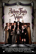 Addams Family Values 1993 poster Anjelica Huston Raul Julia Christopher Lloyd Barry Sonnenfeld Barn
